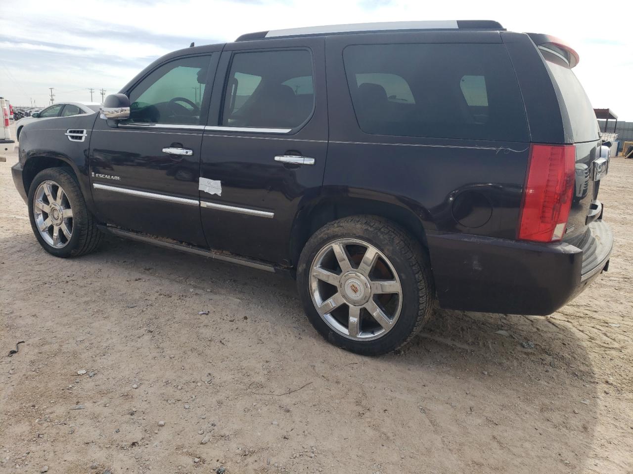 2009 Cadillac Escalade - Image 2