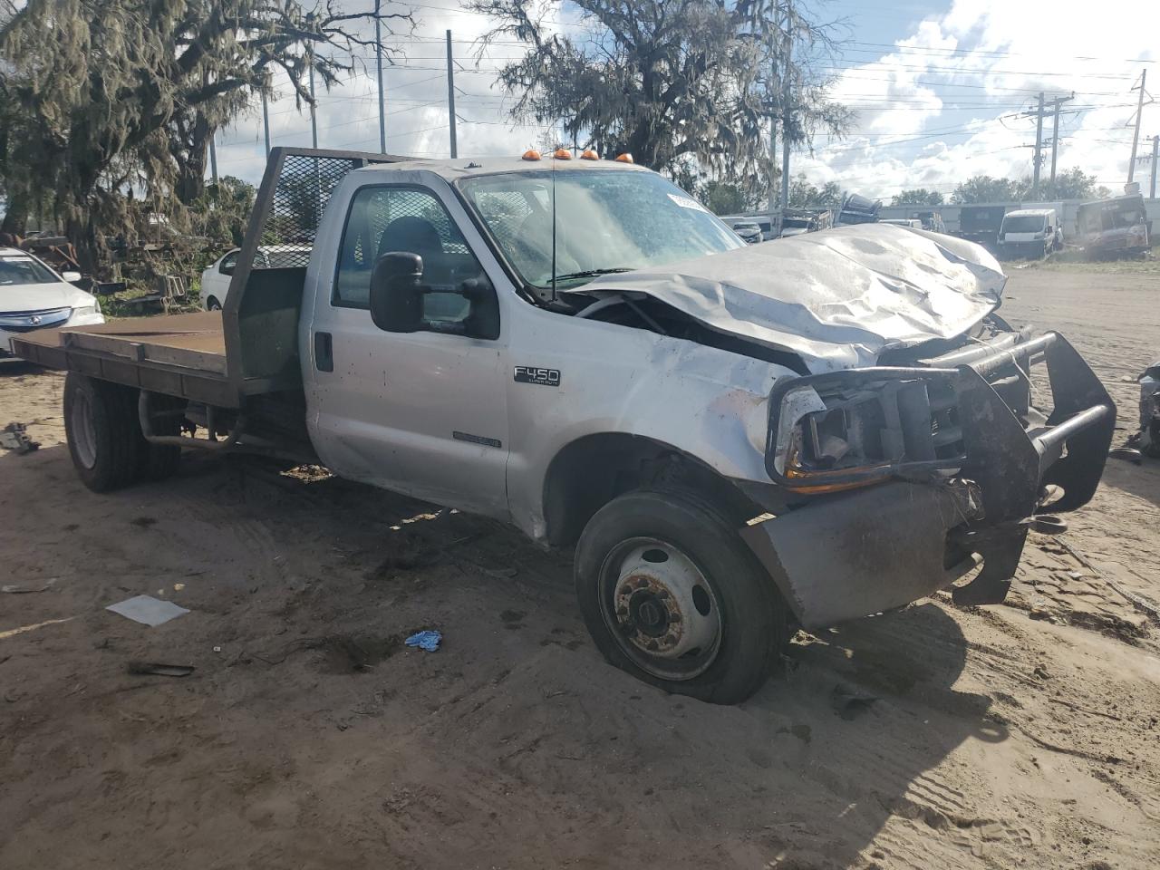 1999 Ford F450 - Image 4