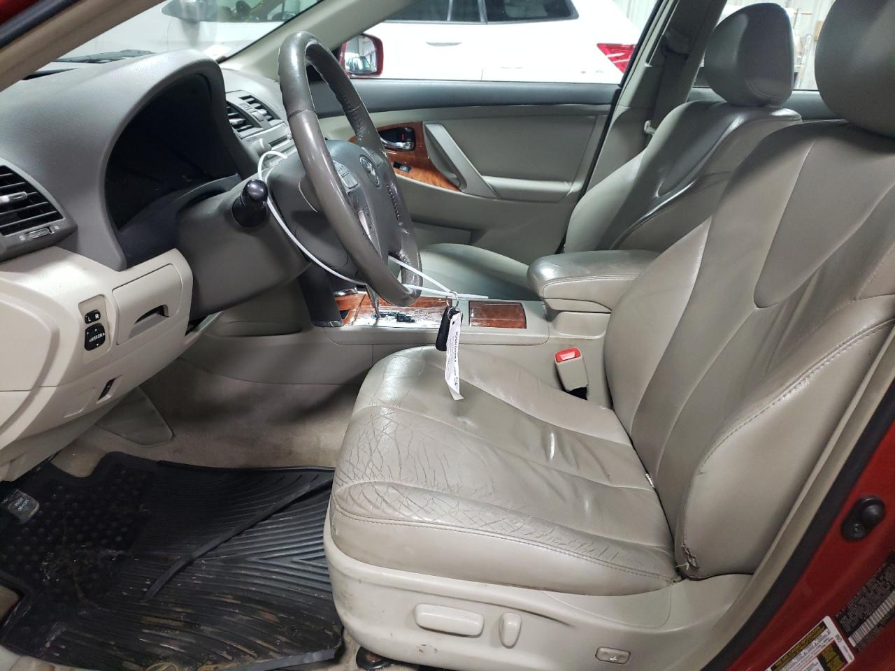 2011 Toyota Camry - Image 7