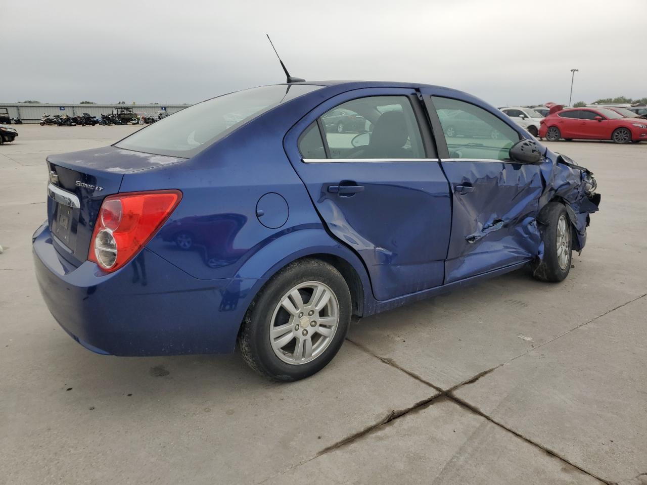 2013 Chevrolet Sonic - Image 3