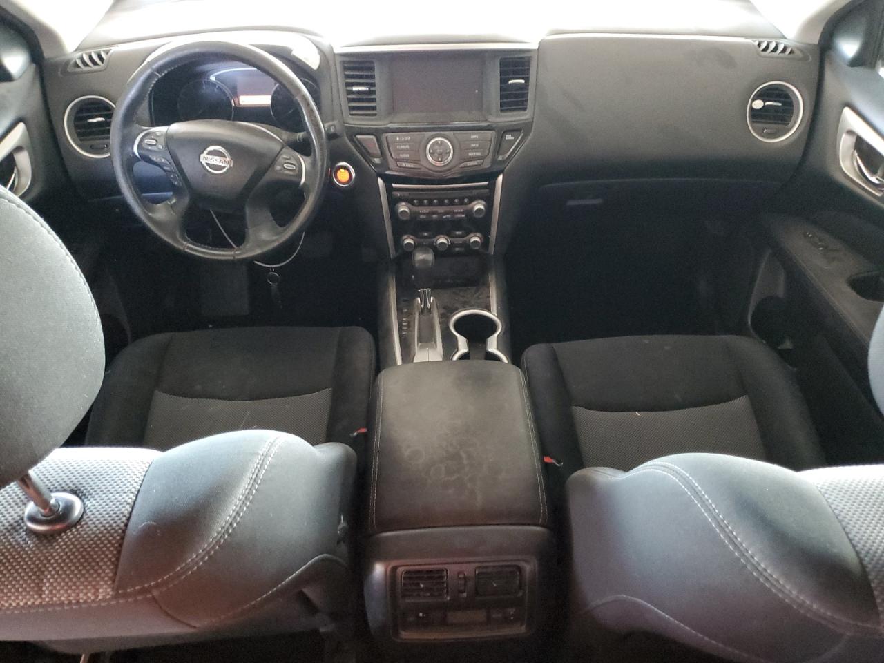 2017 Nissan Pathfinder - Image 8