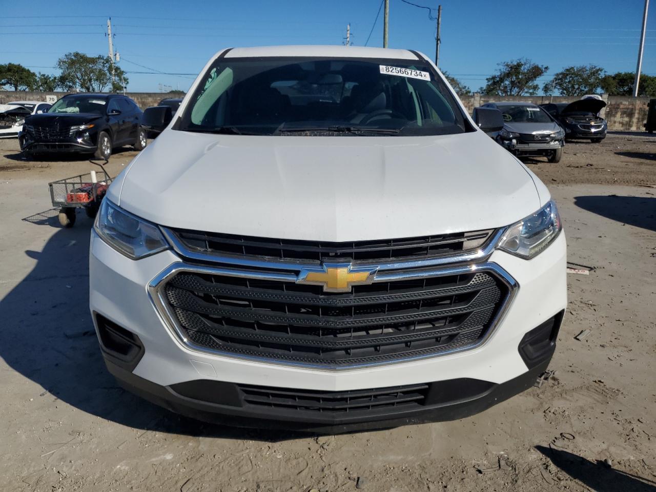 VIN 1GNERFKW8KJ181580 2019 CHEVROLET TRAVERSE no.5