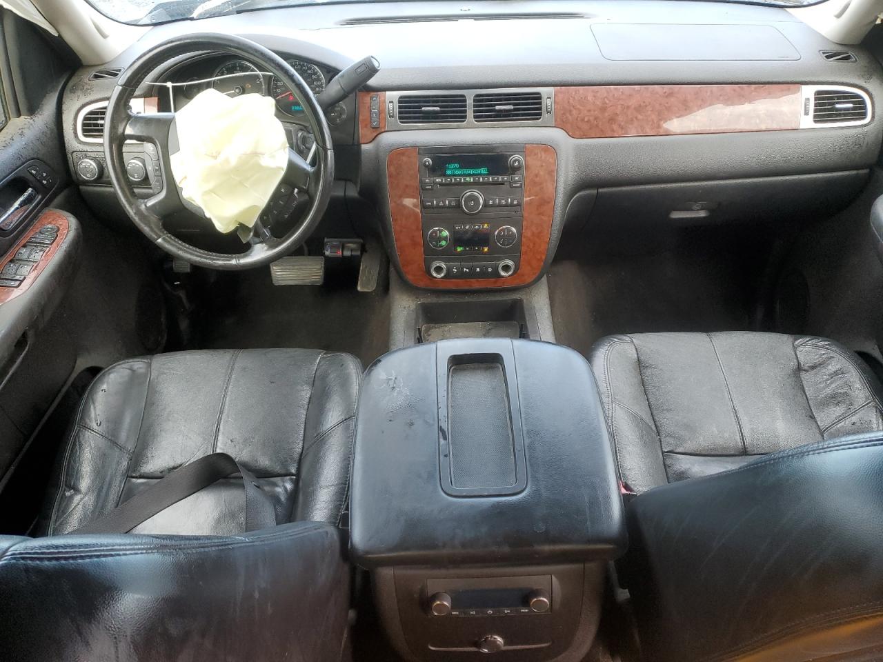 2007 Chevrolet Silverado - Image 8