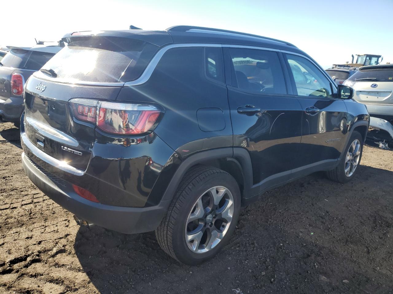 2019 Jeep Compass - Image 3