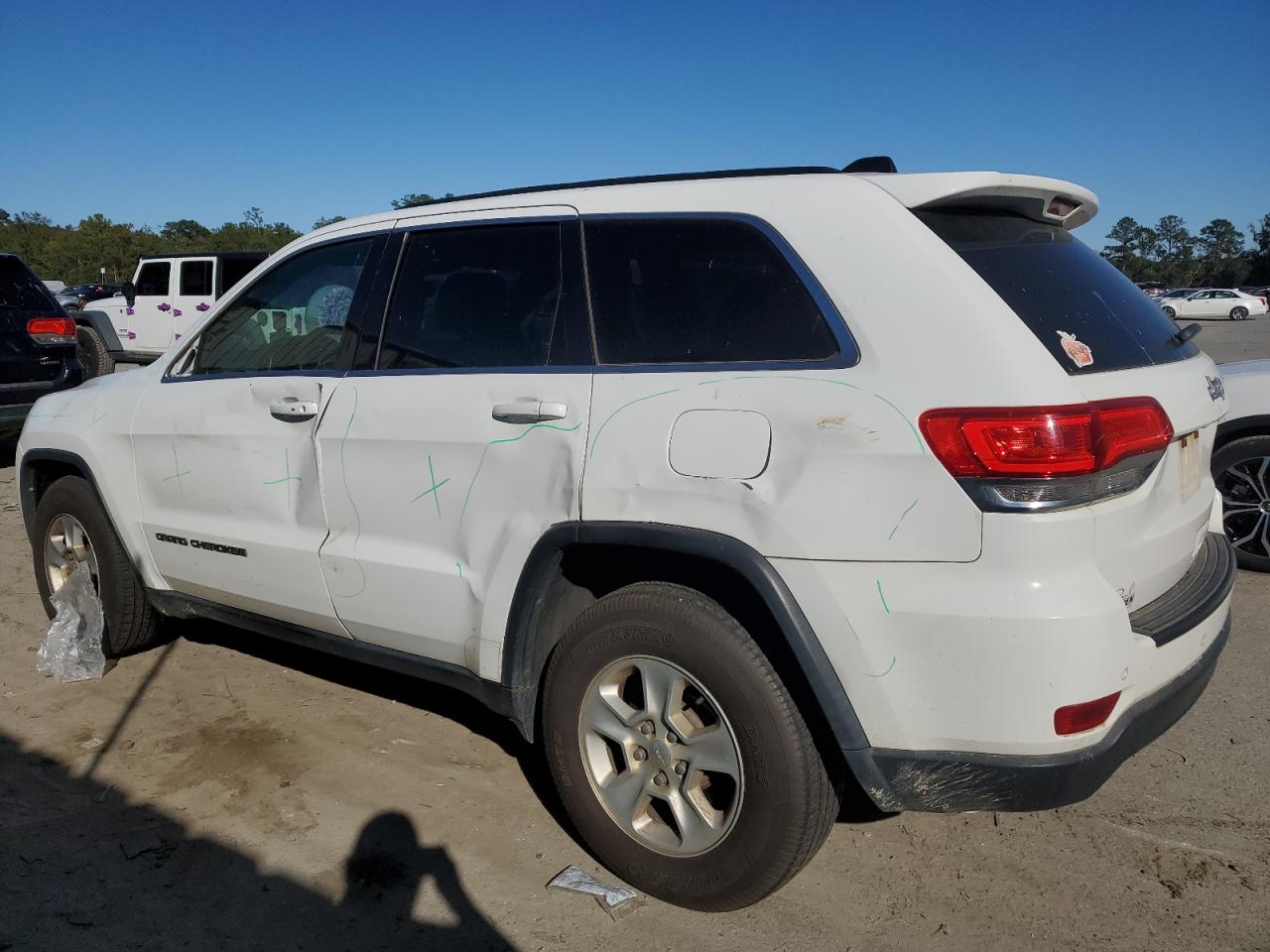 2017 Jeep Grand Cherokee - Image 2