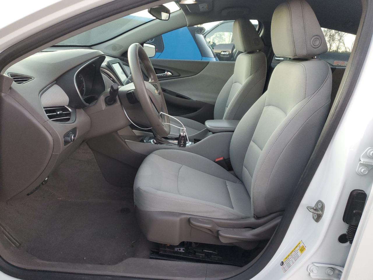 2017 Chevrolet Malibu - Image 7