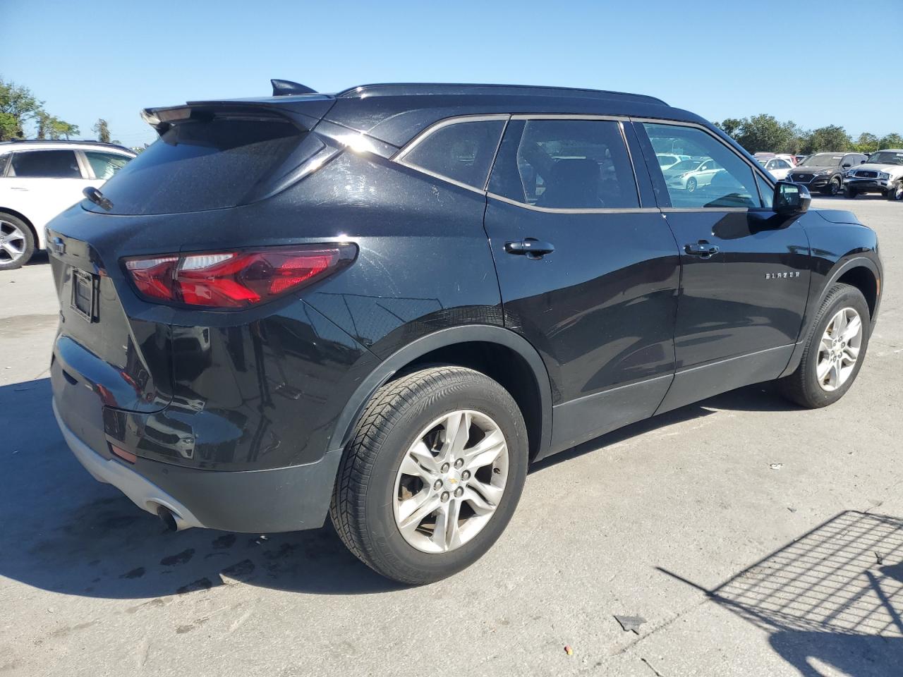 2020 Chevrolet Blazer - Image 3