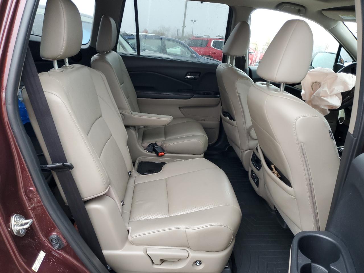 2016 Honda Pilot - Image 12