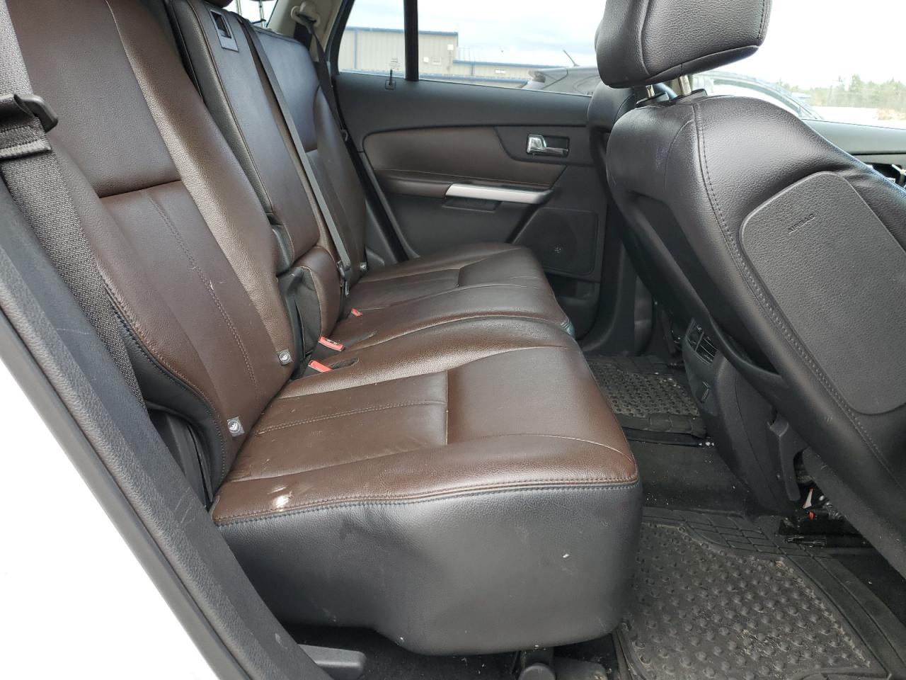 2011 Ford Edge - Image 11