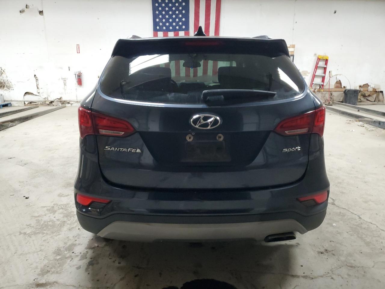 2017 Hyundai Santa Fe - Image 6