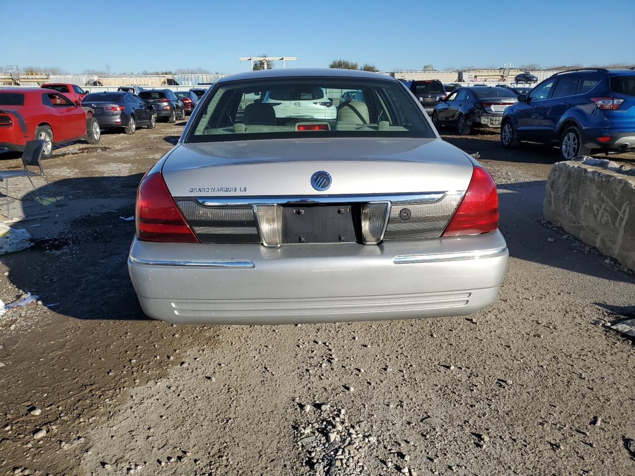 2008 Mercury Grand Marquis Ls VIN: 2MEFM75VX8X656987 Lot: 77594704