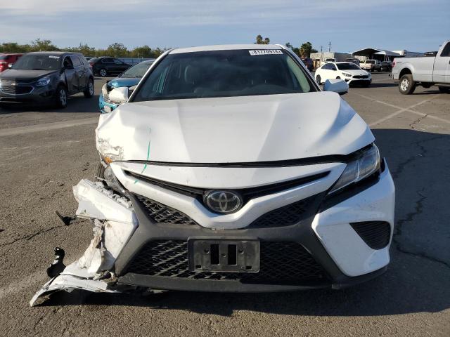  TOYOTA CAMRY 2019 Biały