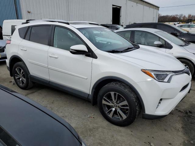  TOYOTA RAV4 2016 White