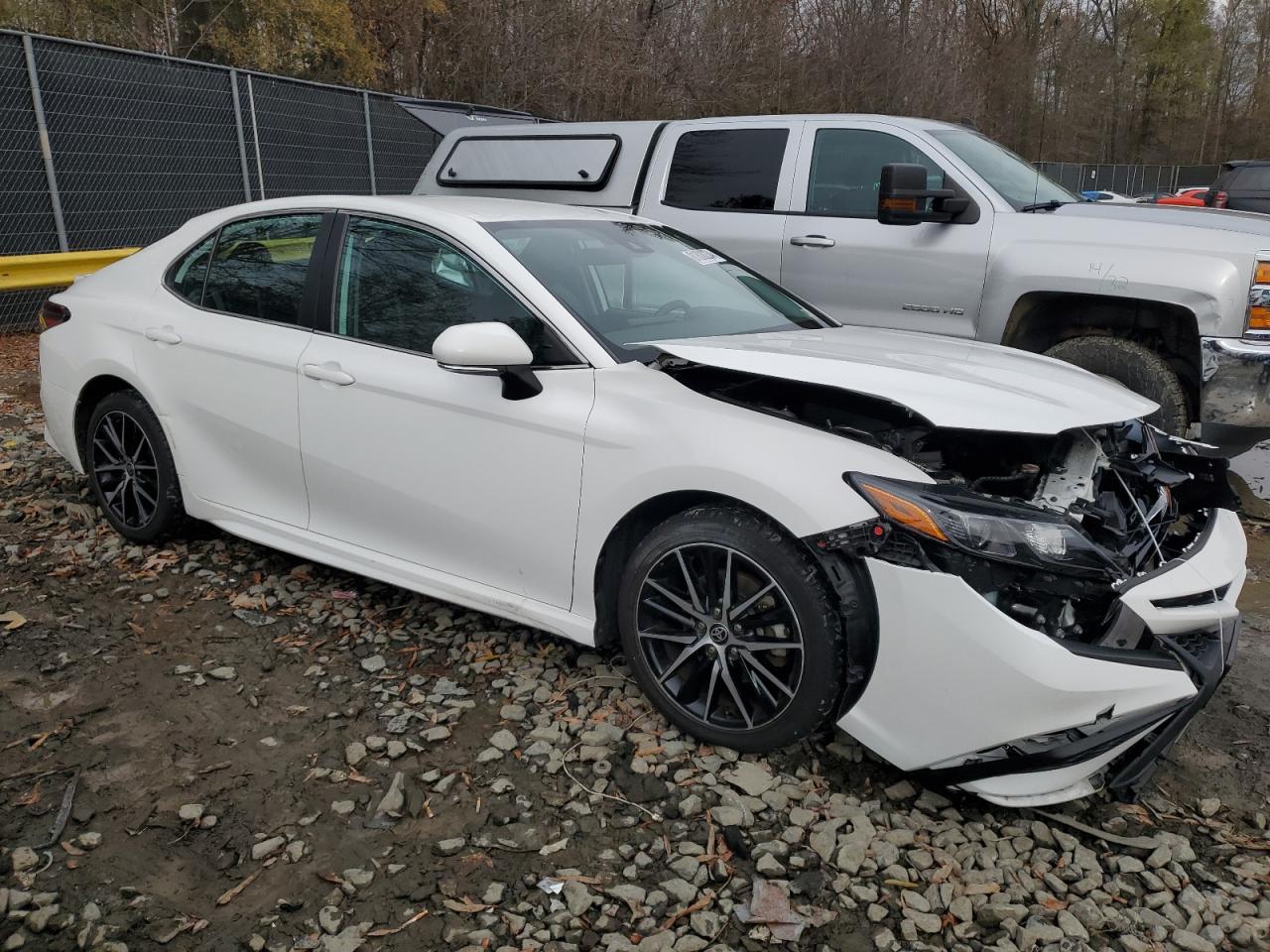 2022 Toyota Camry - Image 4
