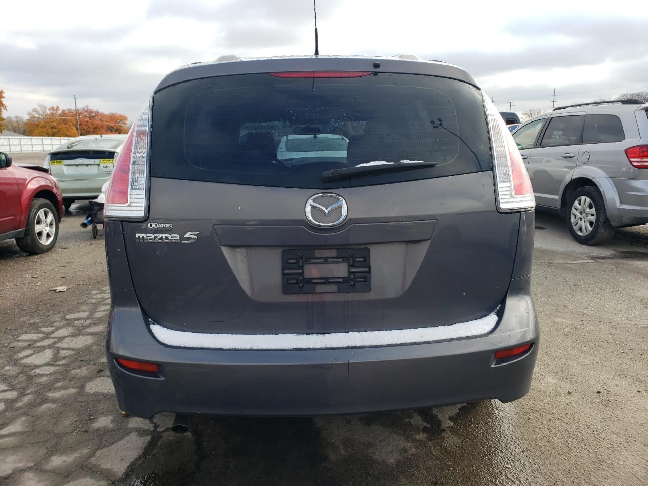 2009 Mazda 5 - Image 6