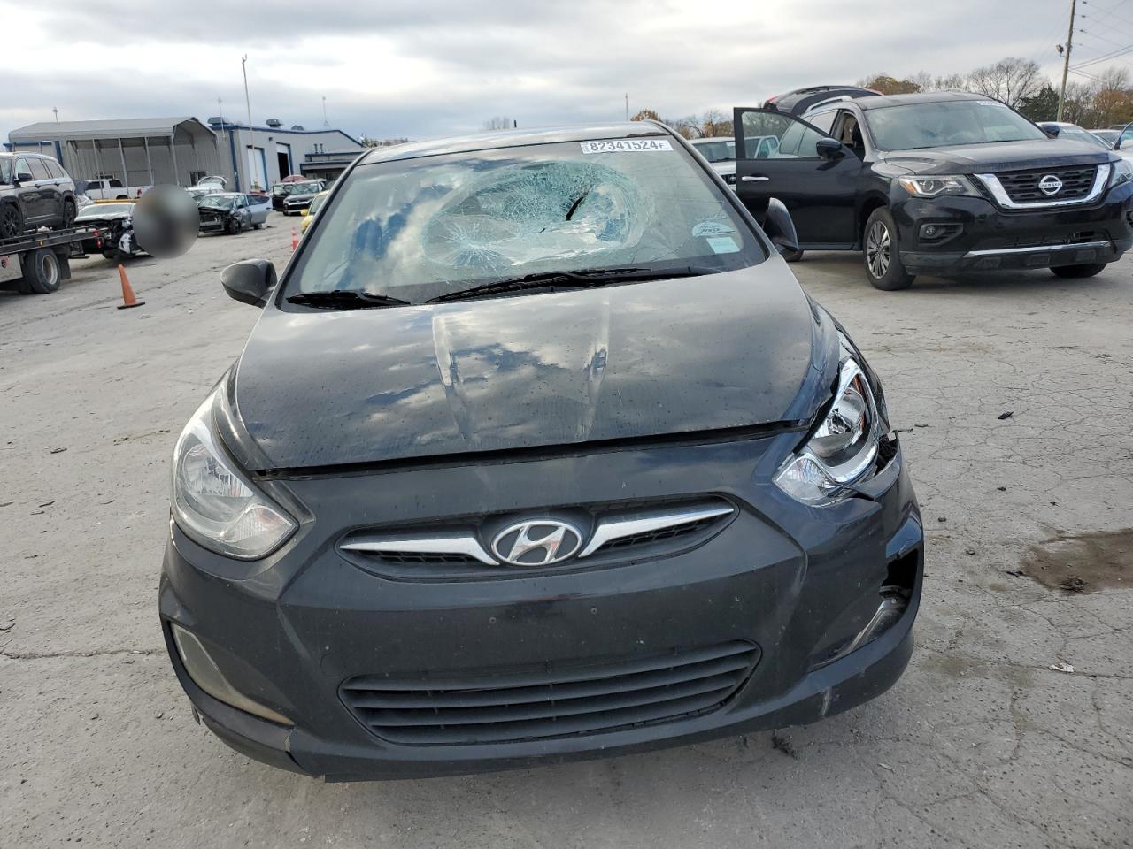 2013 Hyundai Accent - Image 5