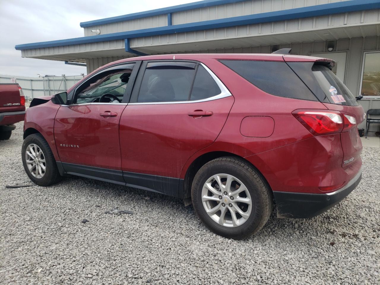 2021 Chevrolet Equinox - Image 2