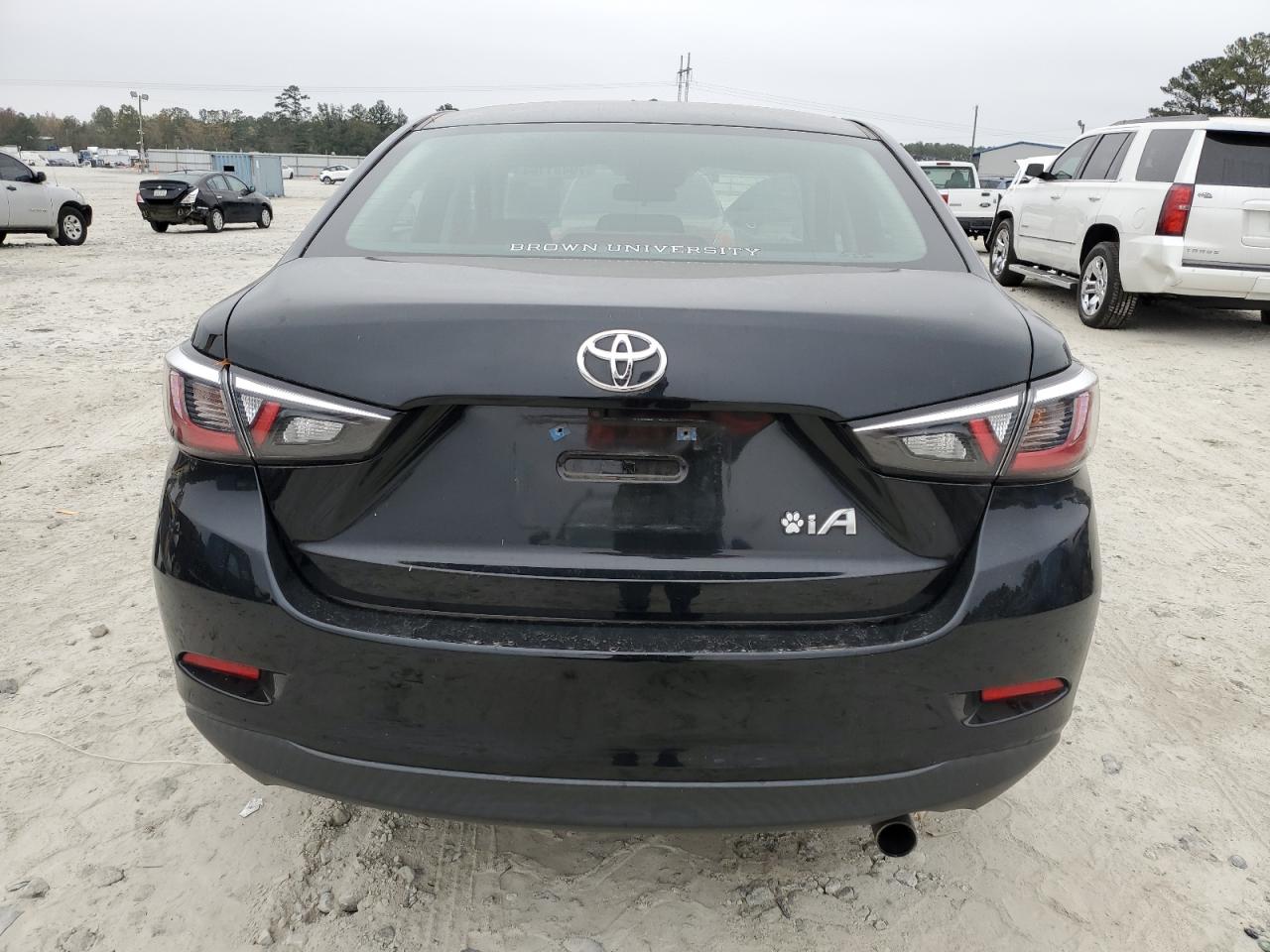 2018 Toyota Yaris Ia VIN: 3MYDLBYV2JY320174 Lot: 79491164