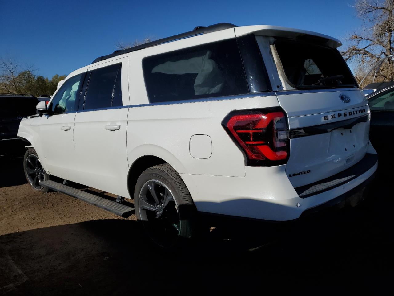 2022 Ford Expedition - Image 2