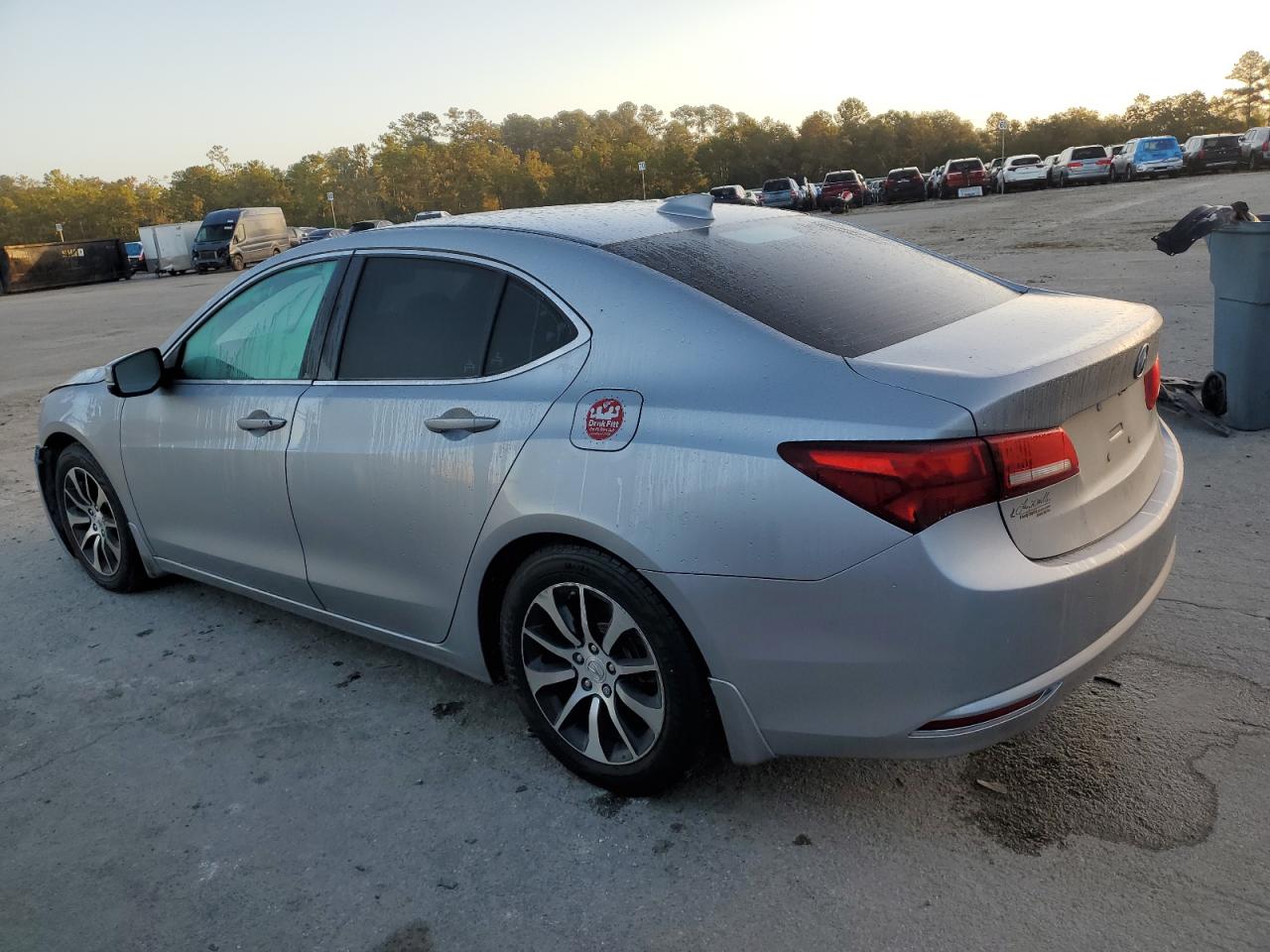 VIN 19UUB1F58HA010495 2017 ACURA TLX no.2