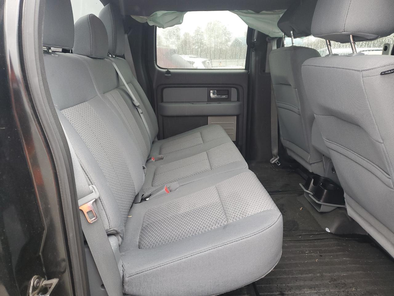 2012 Ford F-150 - Image 11