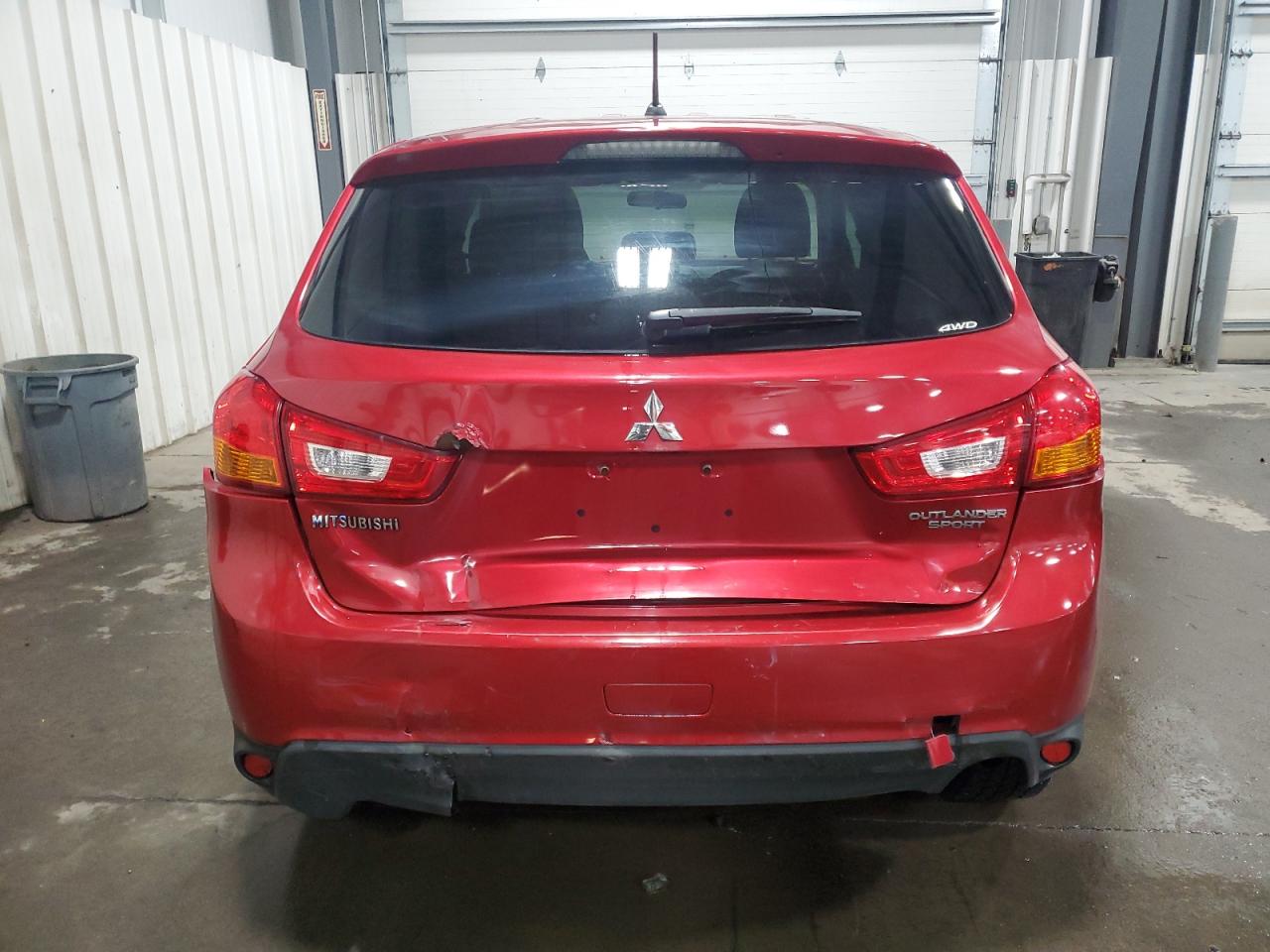 2015 Mitsubishi Outlander - Image 6