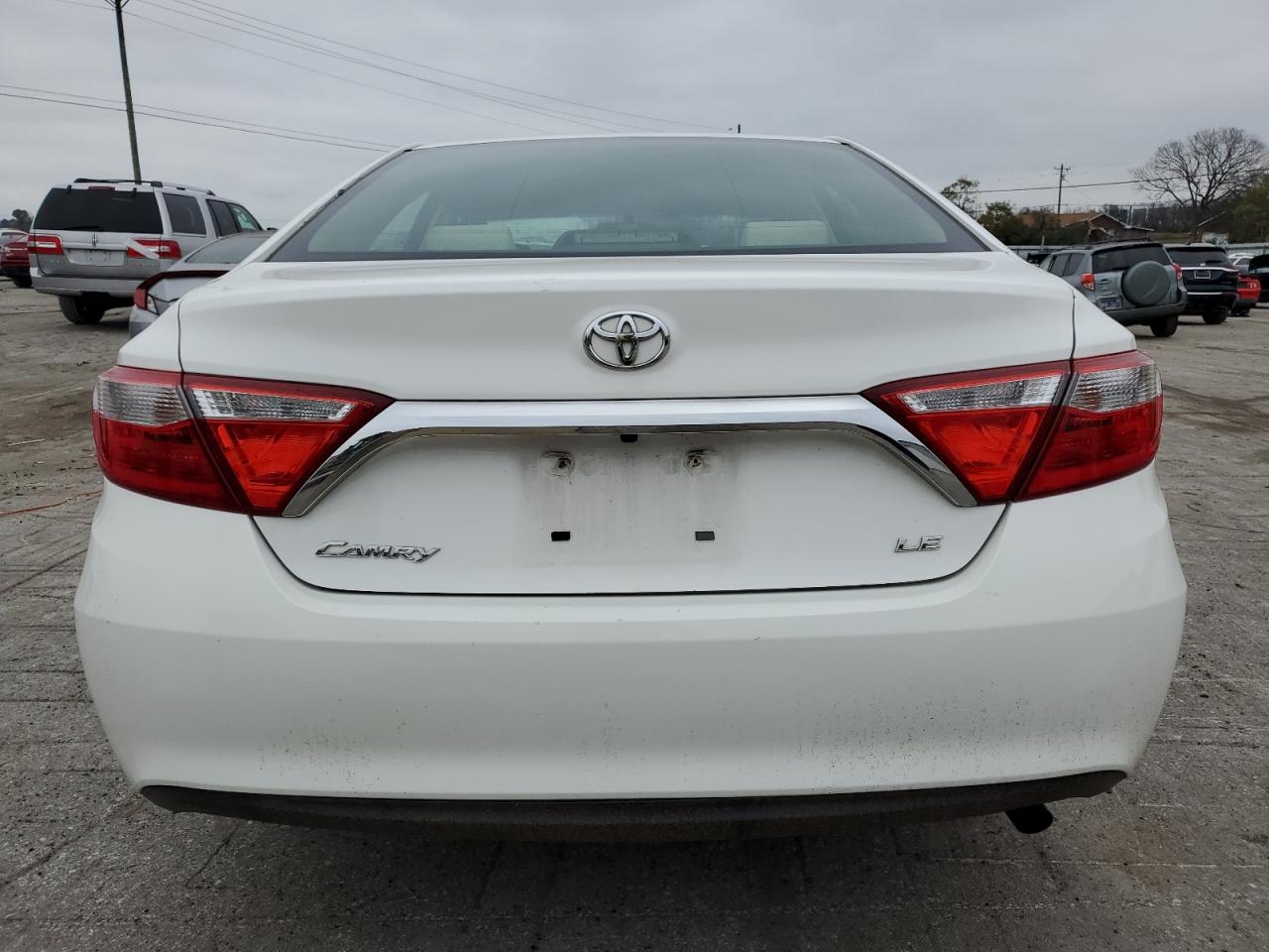 2015 Toyota Camry - Image 6