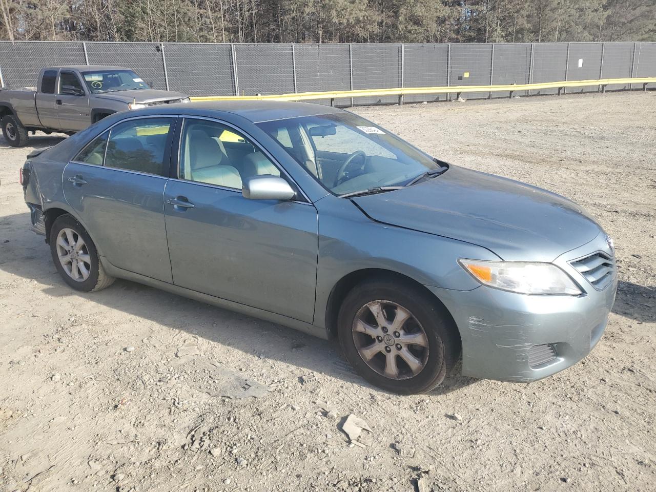 2011 Toyota Camry - Image 4