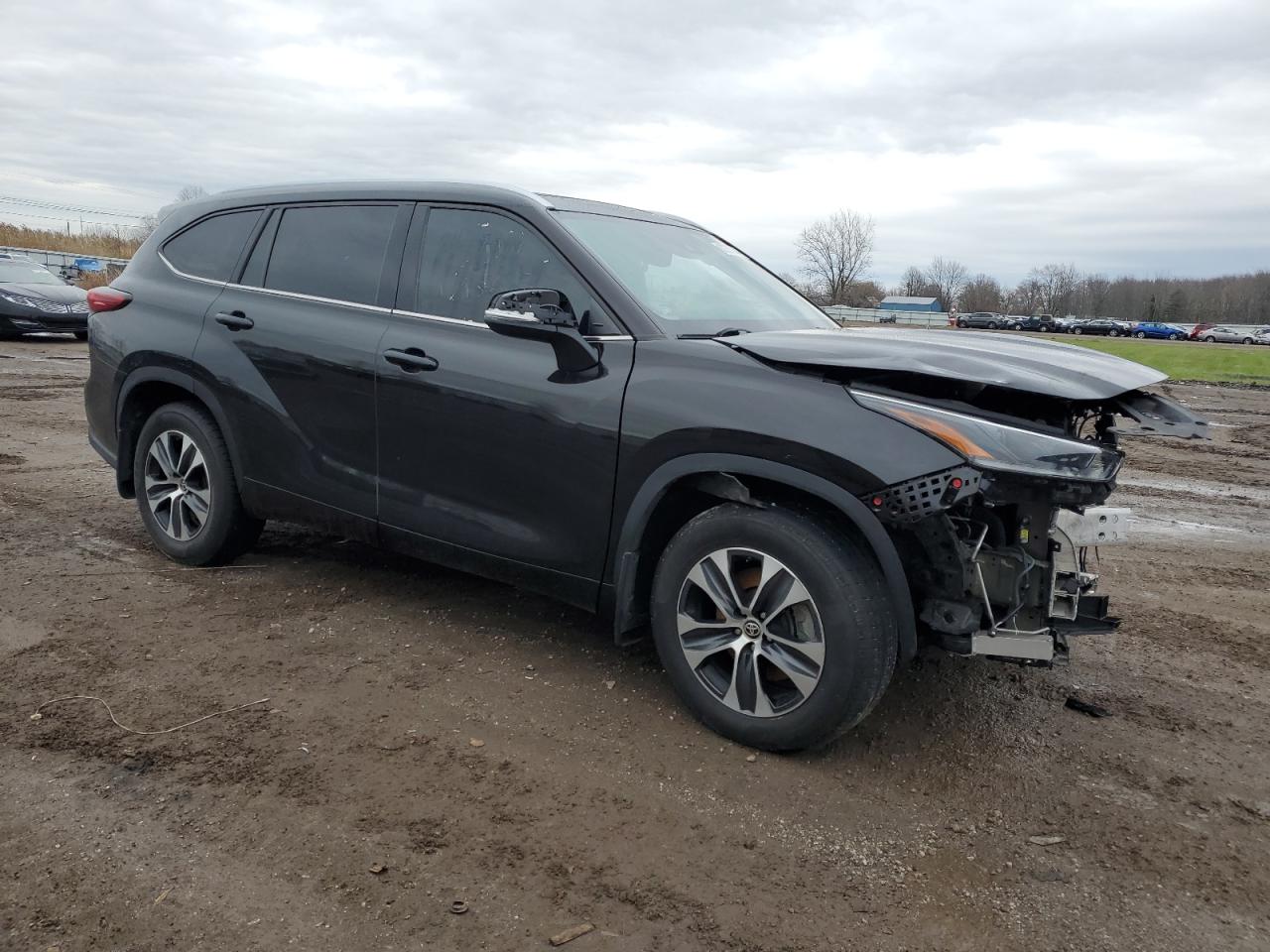 2021 Toyota Highlander - Image 4