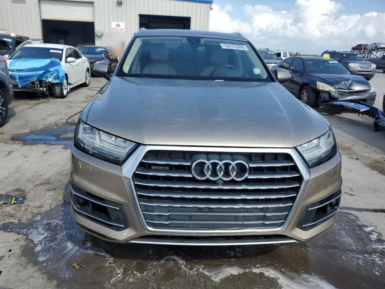 VIN WA1VAAF78JD010065 2018 AUDI Q7 no.5