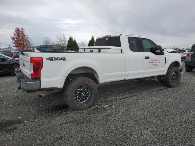 Пикапы FORD F250 2017 Белый