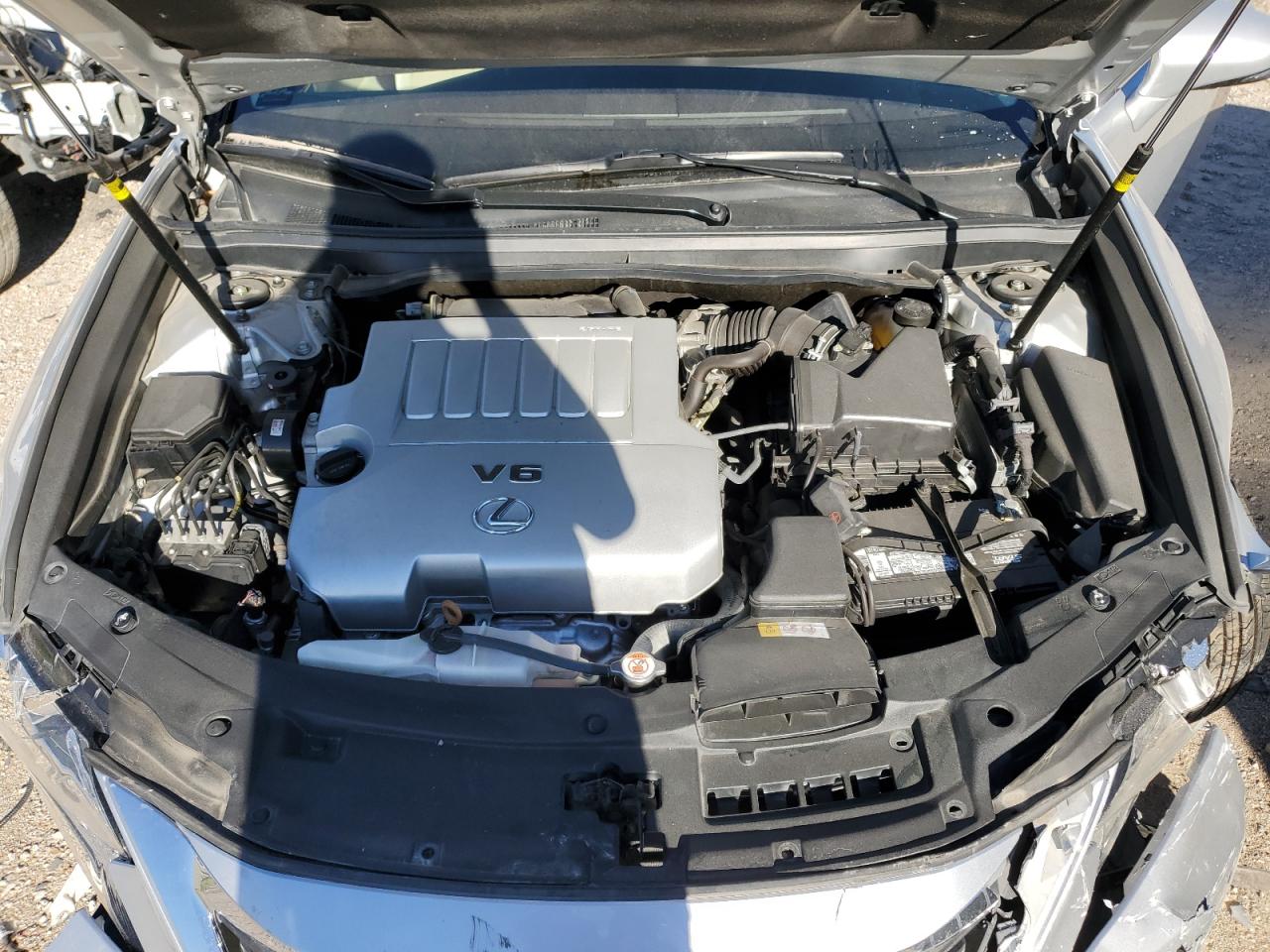 2017 Lexus ES - Image 11