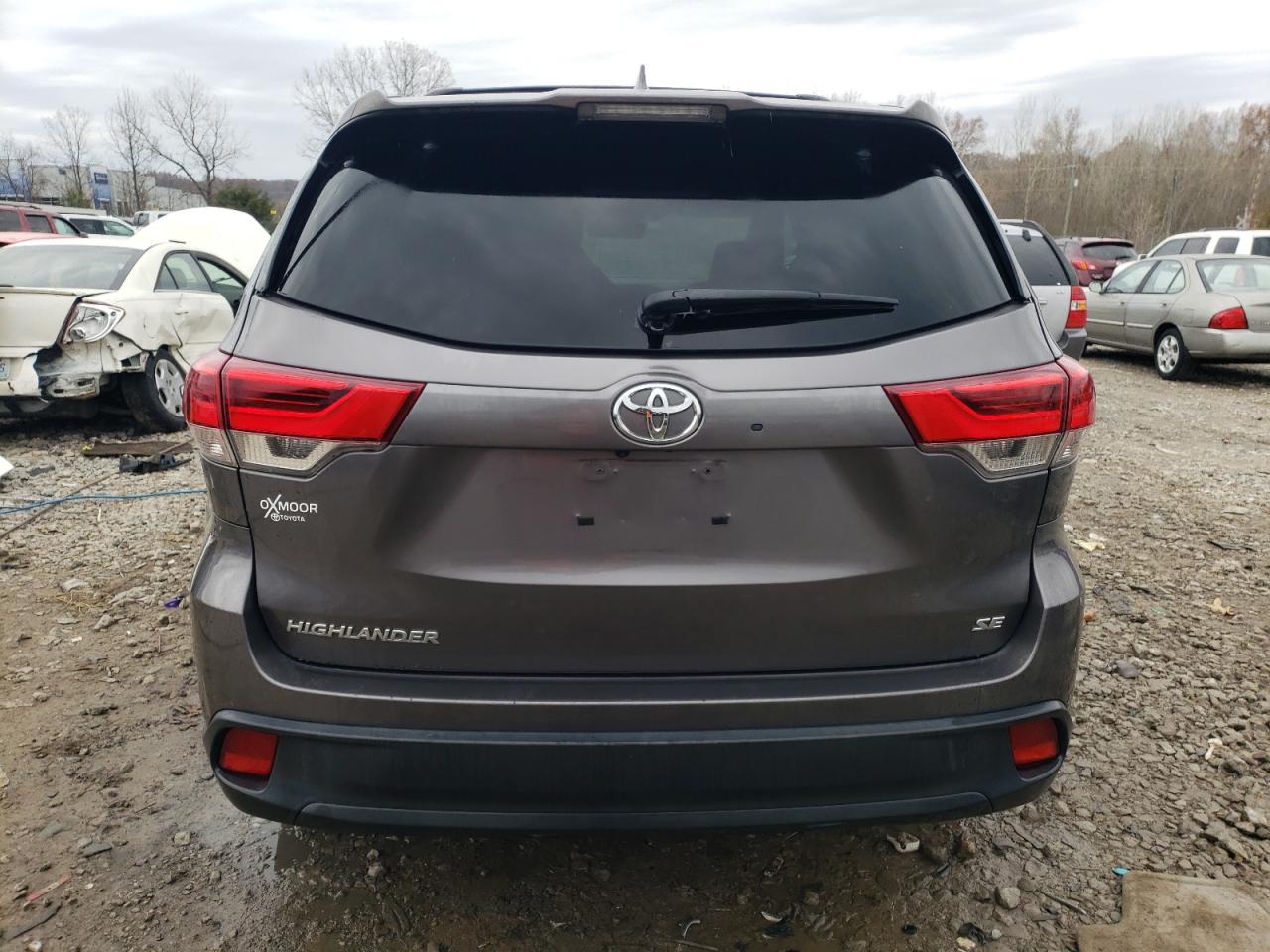 2018 Toyota Highlander - Image 6