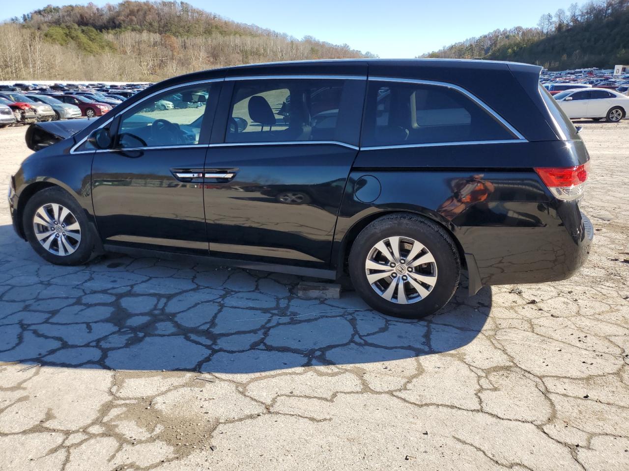 2014 Honda Odyssey - Image 2