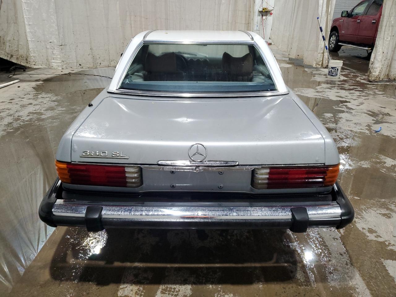 WDBBA45A2DB028566 1983 Mercedes-Benz 380 Sl