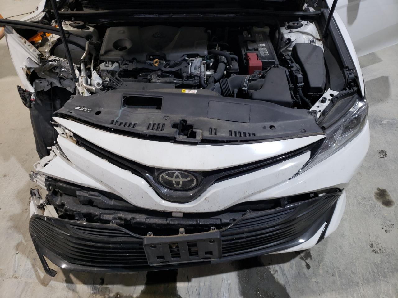 2018 Toyota Camry - Image 11