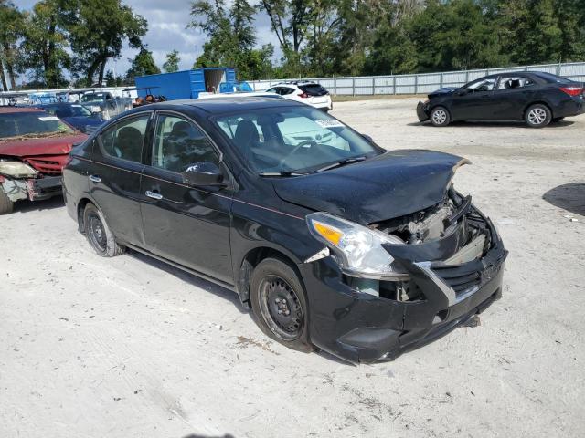  NISSAN VERSA 2017 Чорний