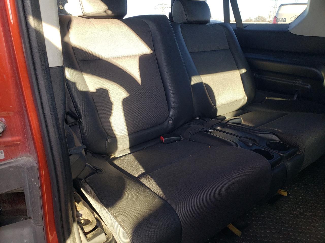 2005 Honda Element - Image 10