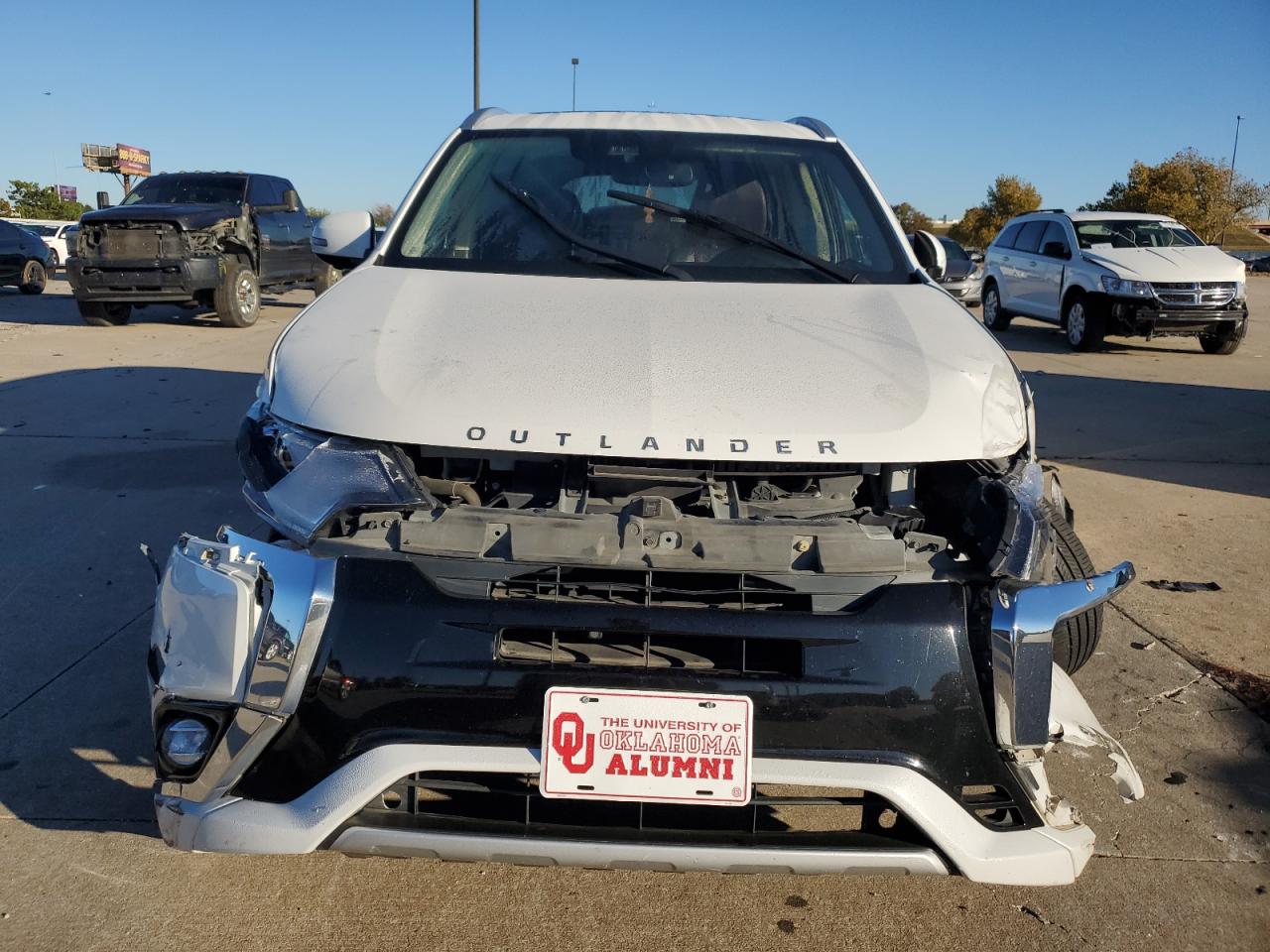 2018 Mitsubishi Outlander - Image 5