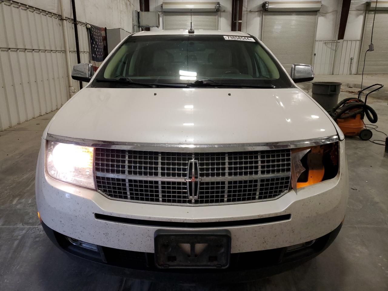 2009 Lincoln MKX - Image 5