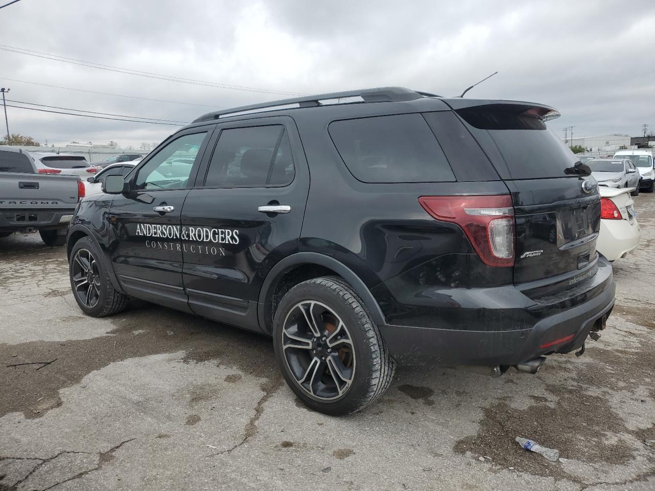 2014 Ford Explorer - Image 2