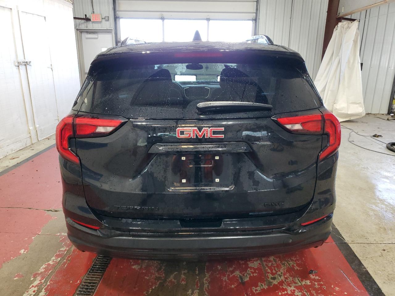 2021 GMC Terrain - Image 6