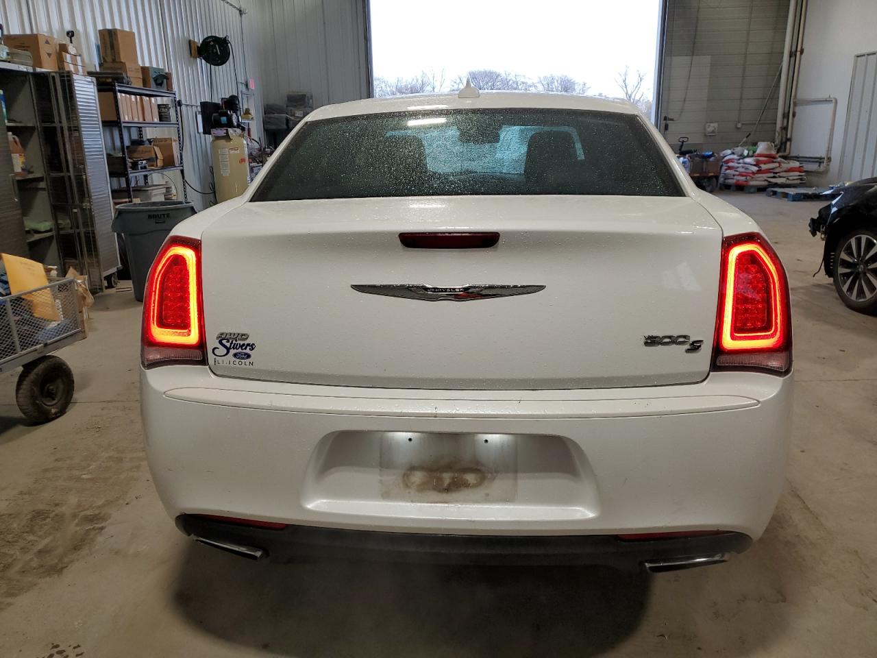 2015 Chrysler 300 S VIN: 2C3CCAGG3FH927905 Lot: 80350664