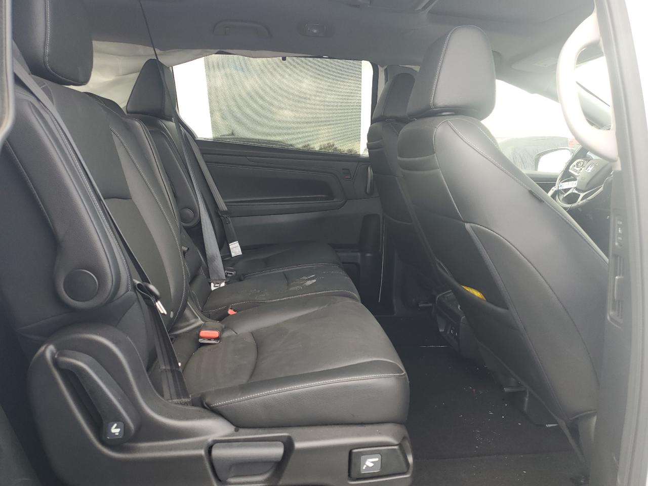 2022 Honda Odyssey - Image 11