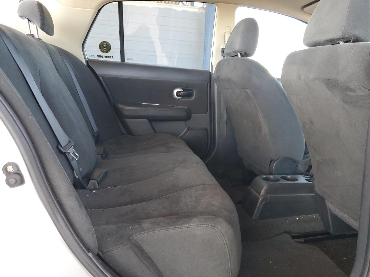 2009 Nissan Versa - Image 10