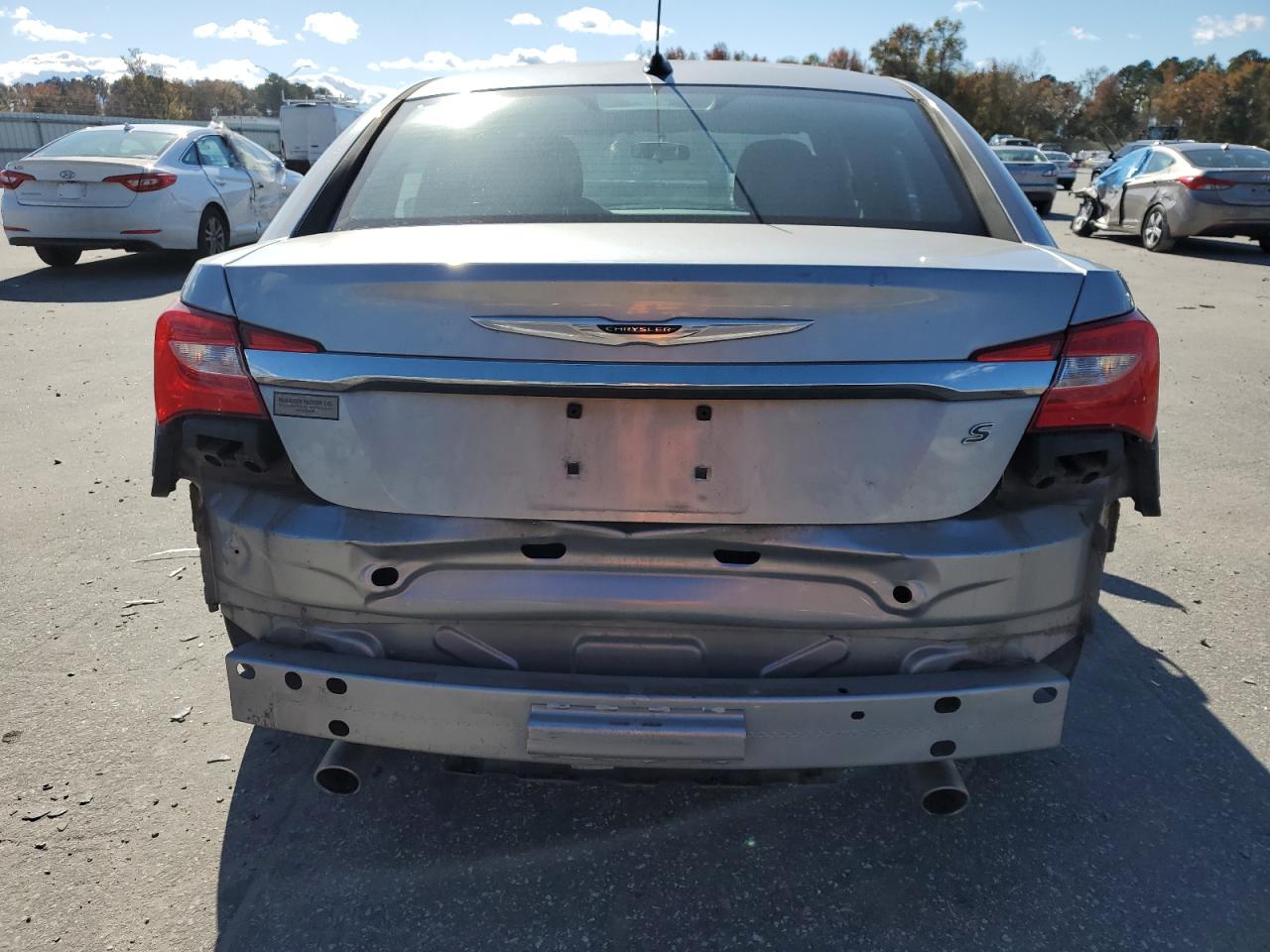 2014 Chrysler 200 Touring VIN: 1C3CCBBG7EN145769 Lot: 81355454