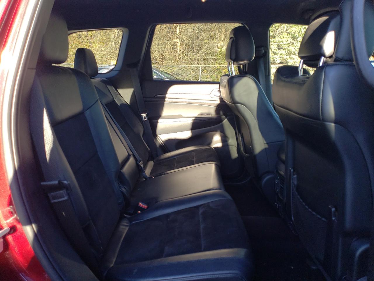 2017 Jeep Grand Cherokee - Image 11