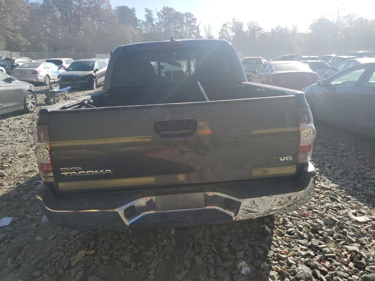 2014 Toyota Tacoma - Image 6