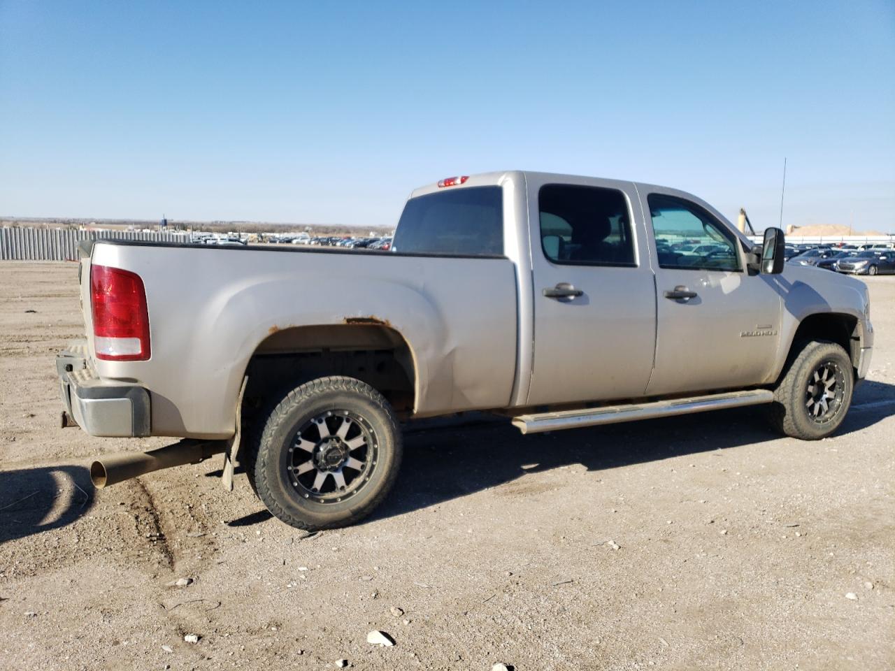 2008 GMC Sierra - Image 3