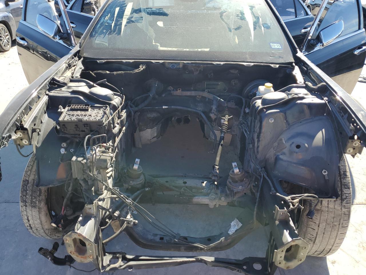 2012 Chrysler 300 - Image 11